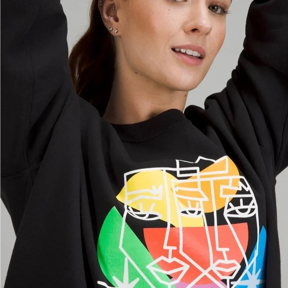 Lululemon Perfectly Oversized crew Pride - Picture 8 of 9